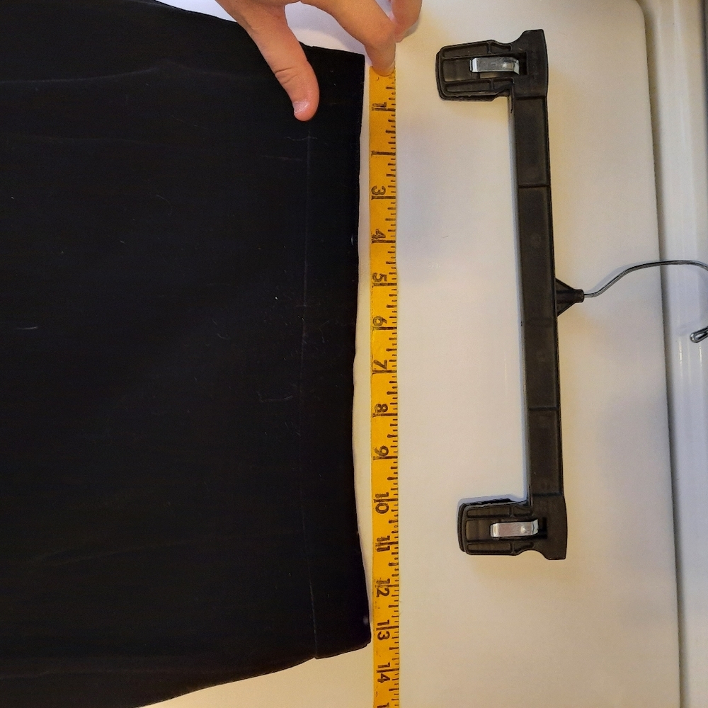 Rrrruss russ Toggs black velvet like long skirt - Picture 5 of 5
